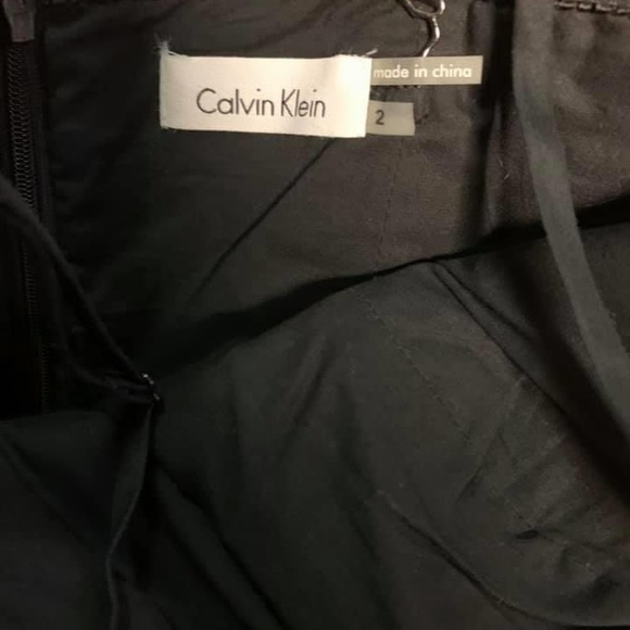 Calvin Klein Size 2 Black Dress 3D Flowers - Picture 2 of 2